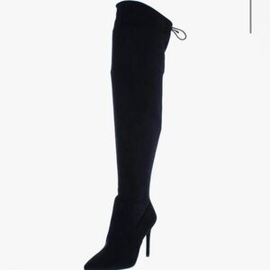 Jessica Simpson boot